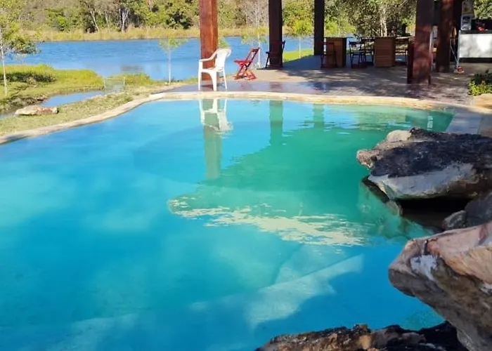 Chalé defronte Lagoa na Serra do Cipó próximo a Cachoeira Grande, Cachoeira do Pedrão e Cachoeira Véu da Noiva Jaboticatubas