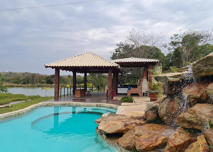 Chalé defronte Lagoa na Serra do Cipó próximo a Cachoeira Grande, Cachoeira do Pedrão e Cachoeira Véu da Noiva Jaboticatubas